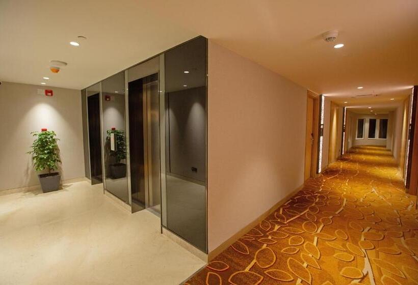 ホテル Arista By Ambition