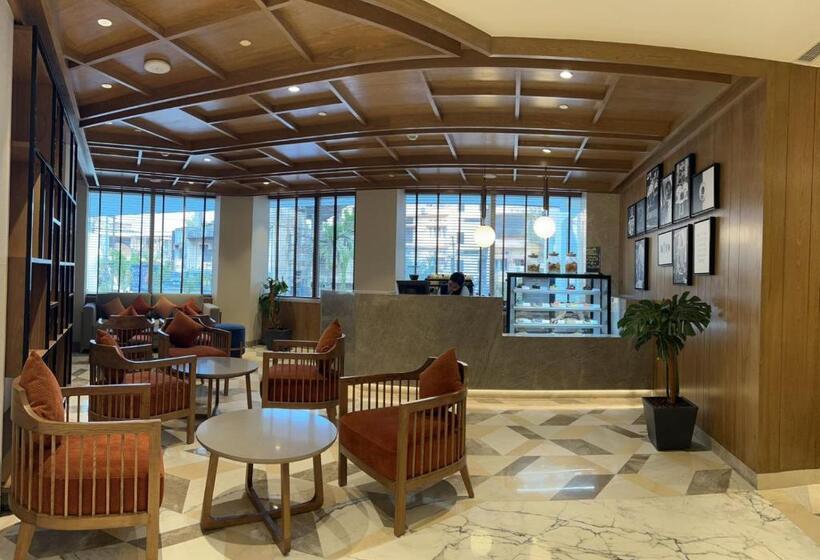 ホテル Arista By Ambition