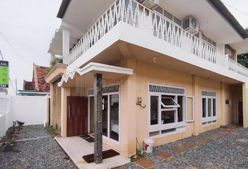 فندق Arwana Inn Lampung Mitra Reddoorz