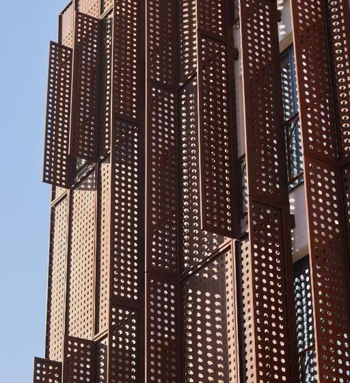 ホテル Bizarre Boutique