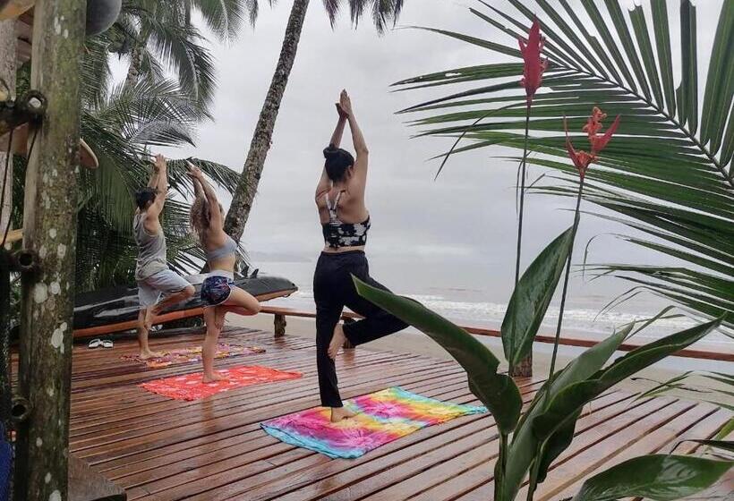 فندق Cabaña Tello Surf