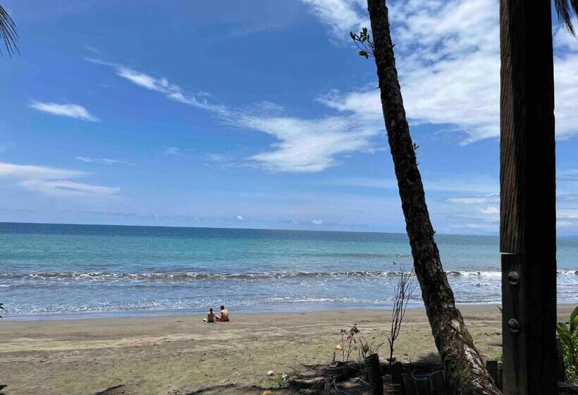 هتل Cabaña Tello Surf