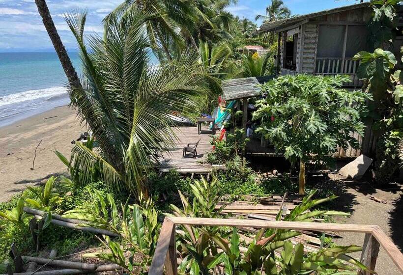 فندق Cabaña Tello Surf