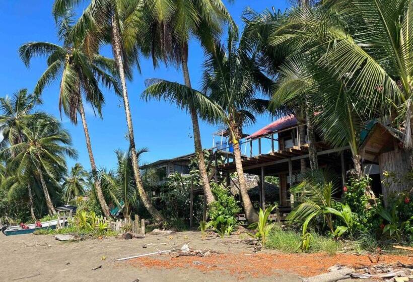 فندق Cabaña Tello Surf