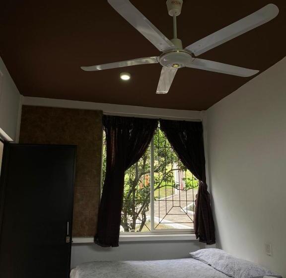 فندق Cabañas El Sabinito