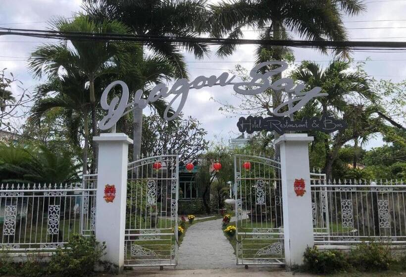هتل Dragon Bay