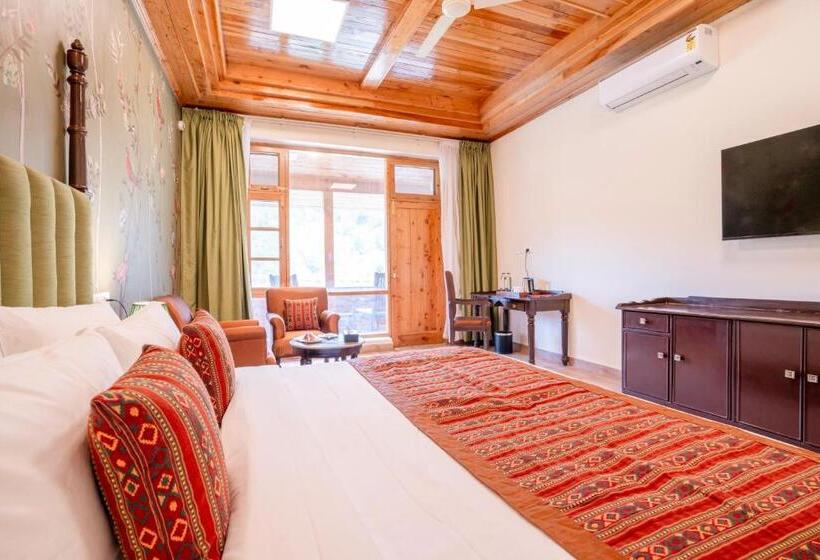 ホテル Ezzenza Swarg By Beas Golf Resort   Devlok Manali