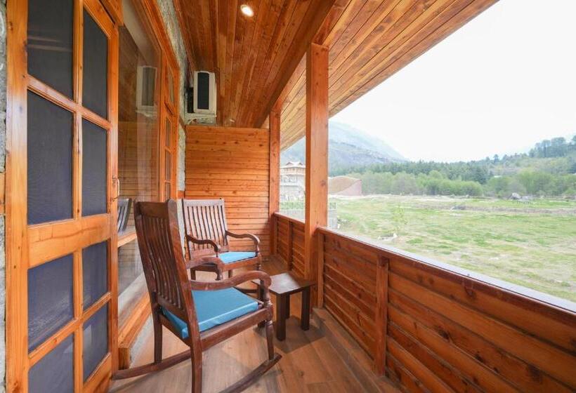 ホテル Ezzenza Swarg By Beas Golf Resort   Devlok Manali