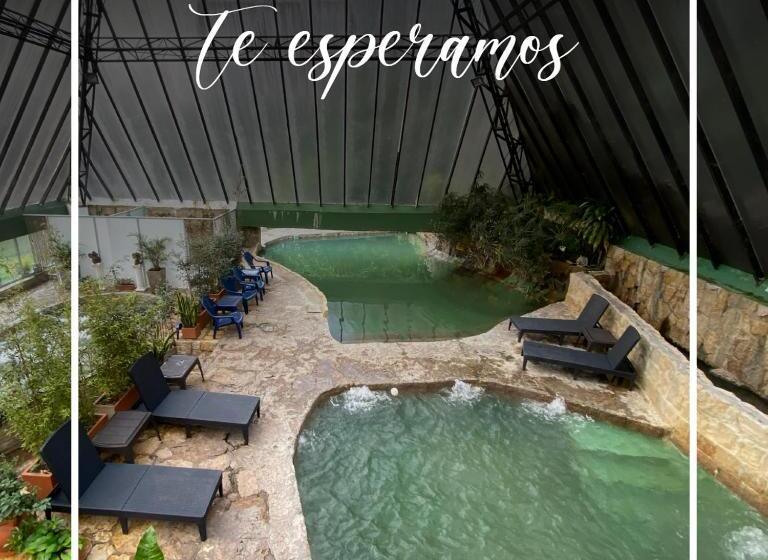 בית מלון כפרי Glamping Termales La Calera
