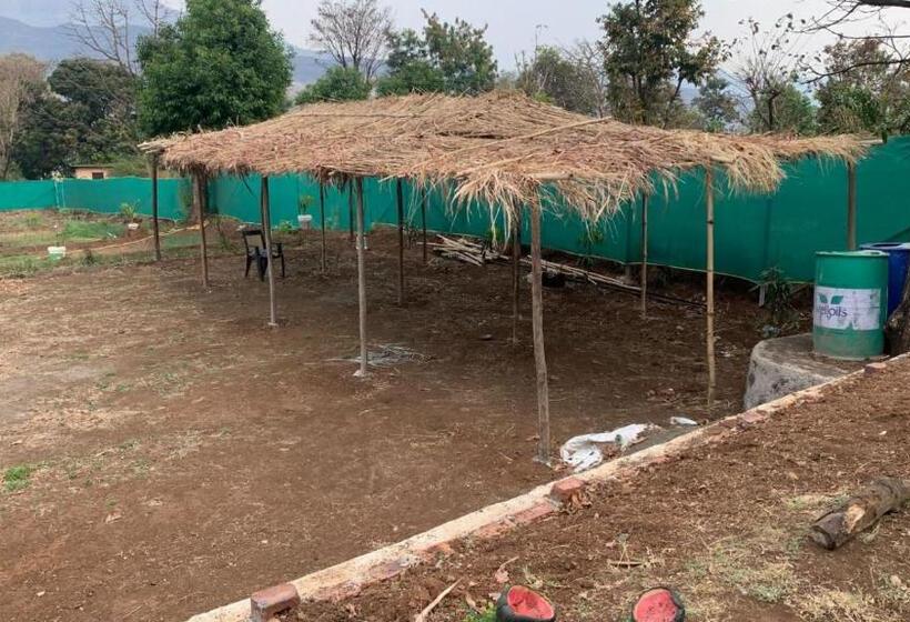 호텔 Gokul Agro Camping Wai