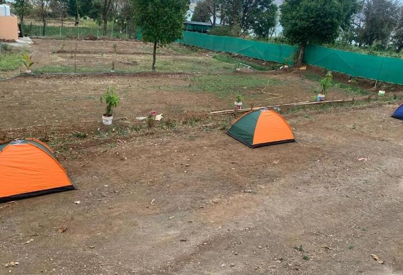 호텔 Gokul Agro Camping Wai