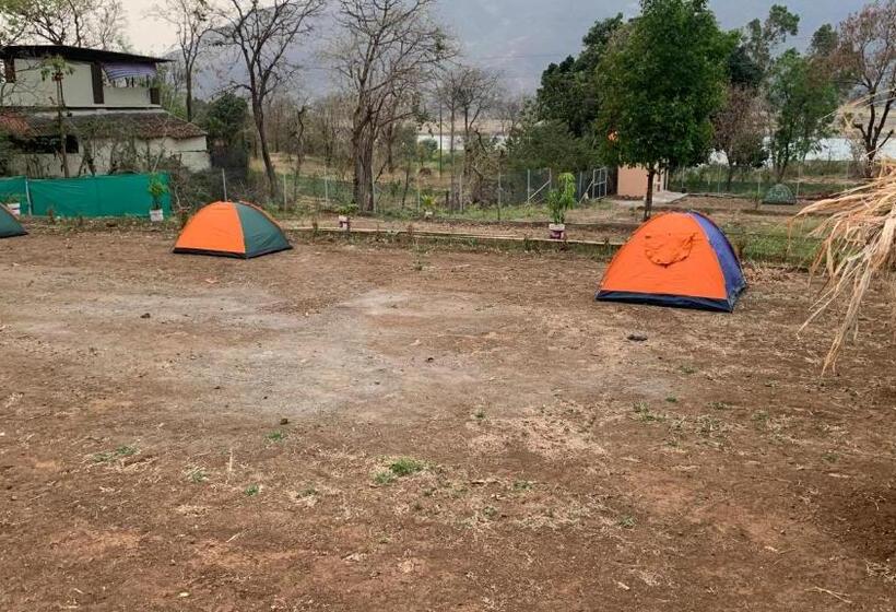 호텔 Gokul Agro Camping Wai