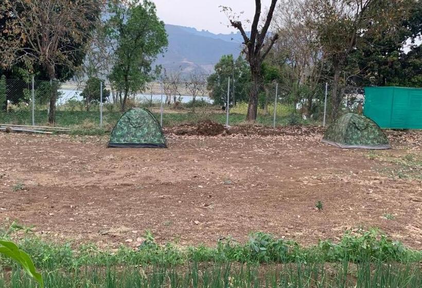 호텔 Gokul Agro Camping Wai