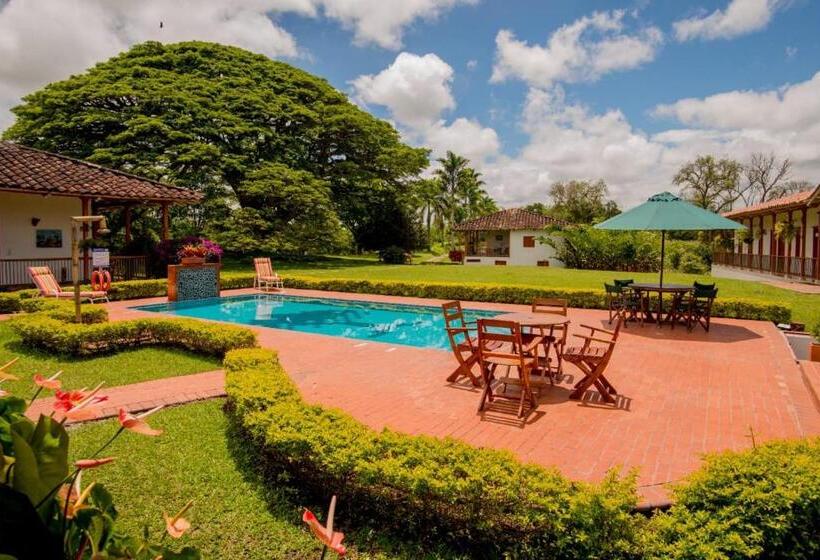 هتل Hacienda El Saman