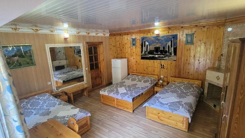 בית מלון כפרי Kamila