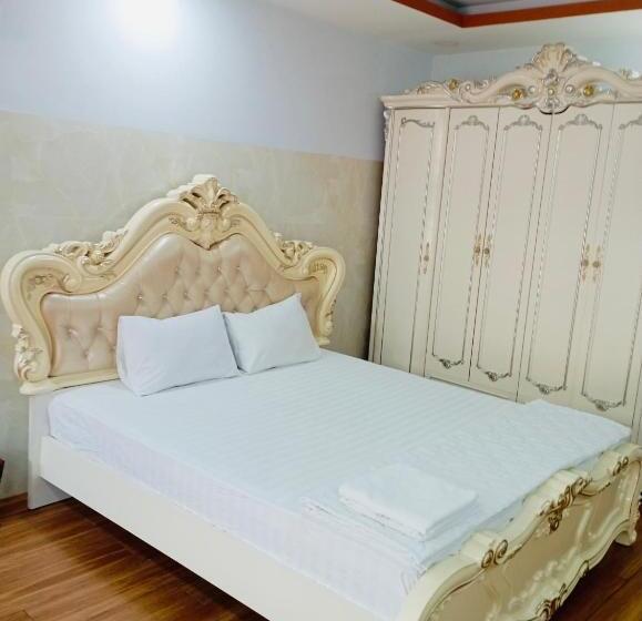 هتل Khách Sạn Hoàng Triều