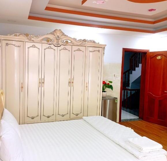 هتل Khách Sạn Hoàng Triều