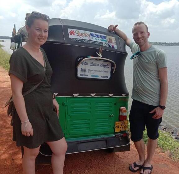 酒店 Lucky Holiday And Restaurant