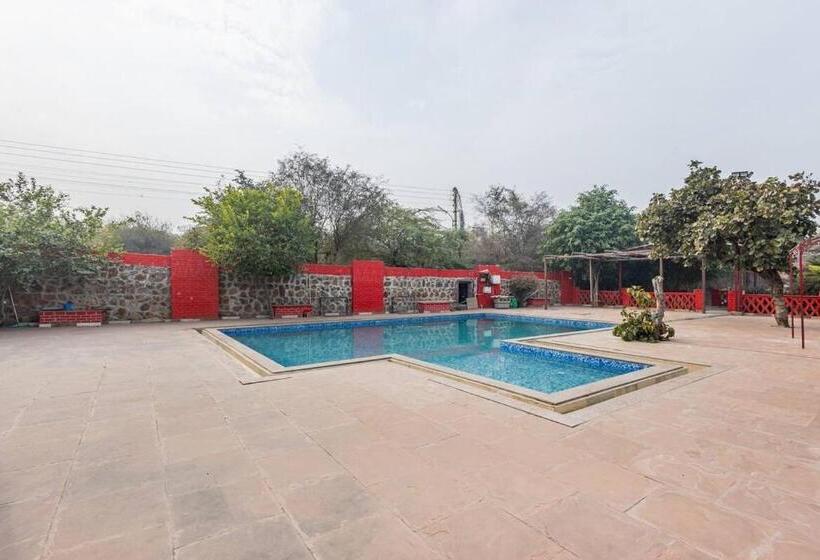 בית מלון כפרי Mountarawalihills