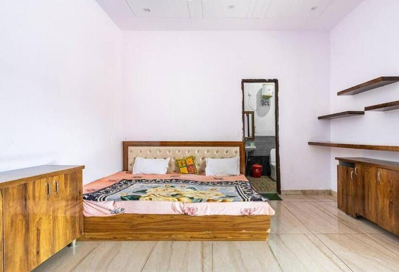 בית מלון כפרי Mountarawalihills