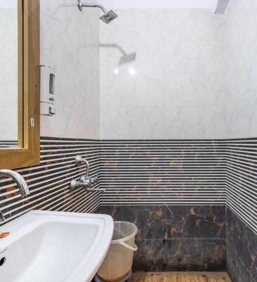 בית מלון כפרי Mountarawalihills