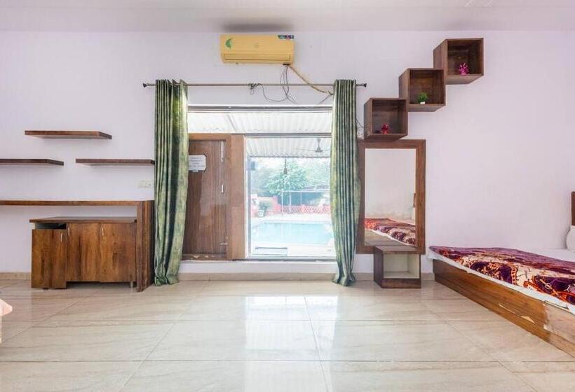 בית מלון כפרי Mountarawalihills