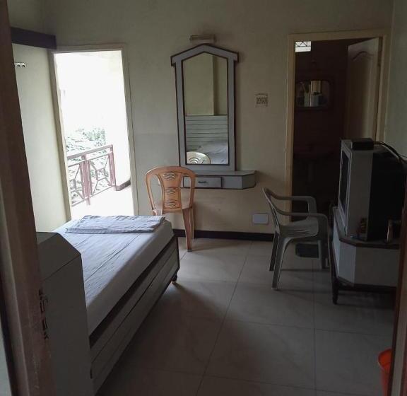 酒店 New Green Mountain Residency