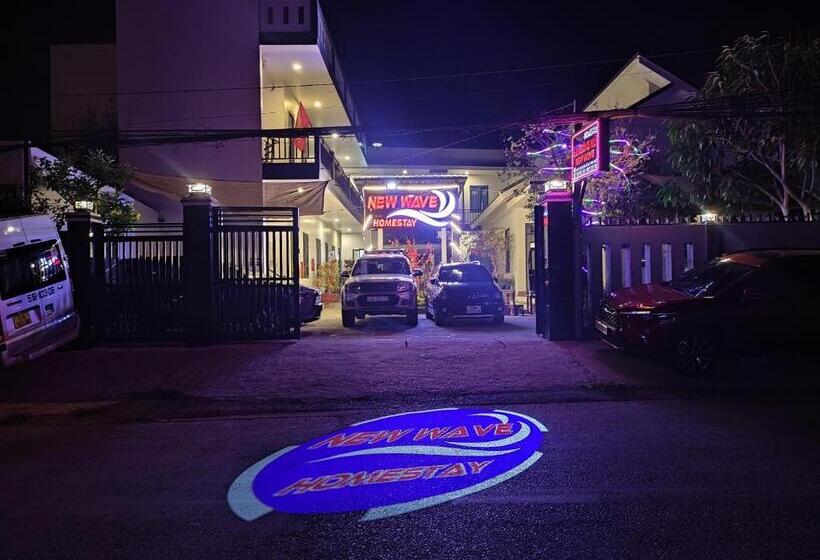هتل New Wave Homestay