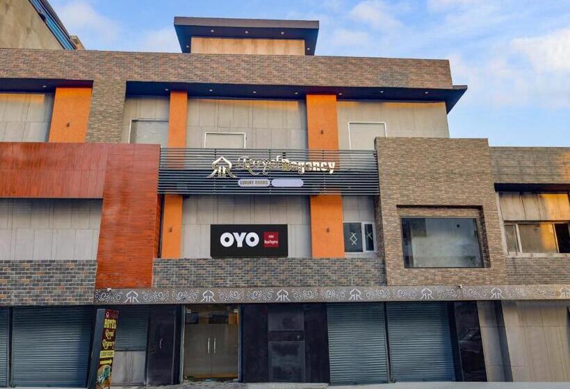 Fabhotel Royal Regency I