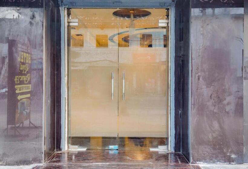 Fabhotel Royal Regency I