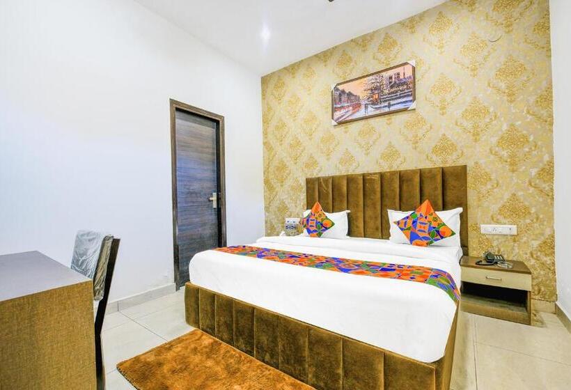 Fabhotel Royal Regency I