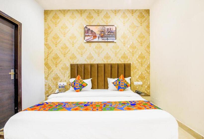 Fabhotel Royal Regency I