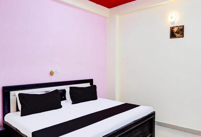 Отель Oyo S S Guest House