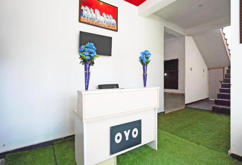 Отель Oyo S S Guest House
