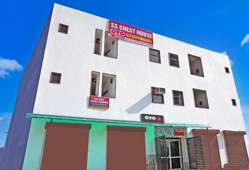 Отель Oyo S S Guest House