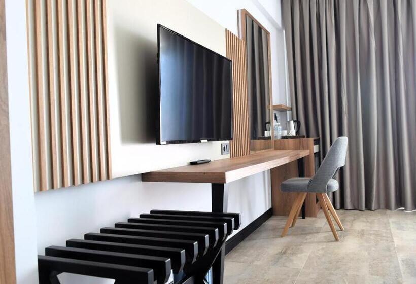 هتل Pamukkale Kaya Thermal Spa