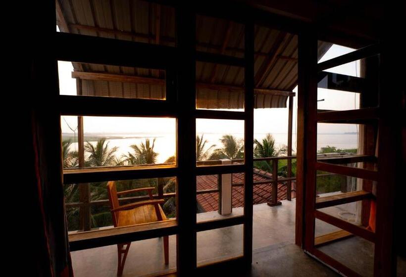 فندق Rise & Set Arugam Bay