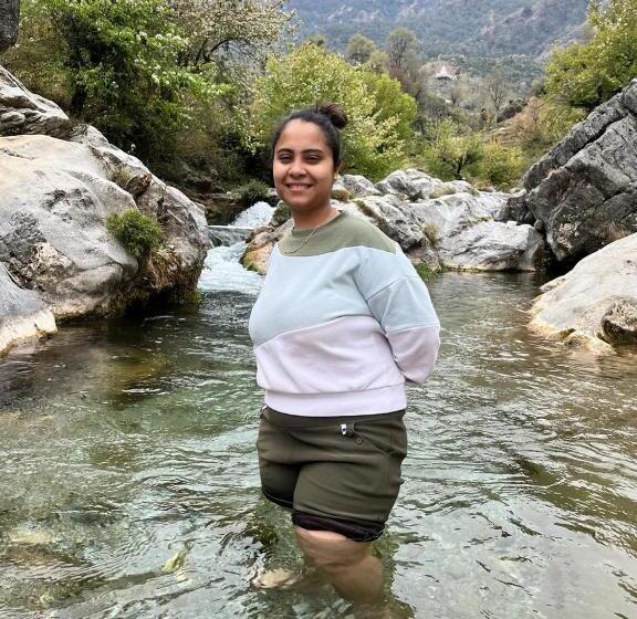 בית מלון כפרי Rivulet Resort & Camping