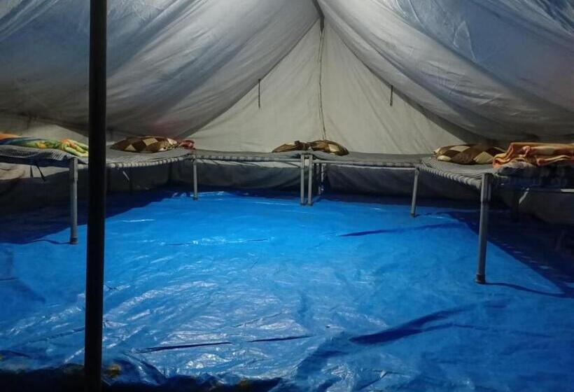 בית מלון כפרי S R Farm House