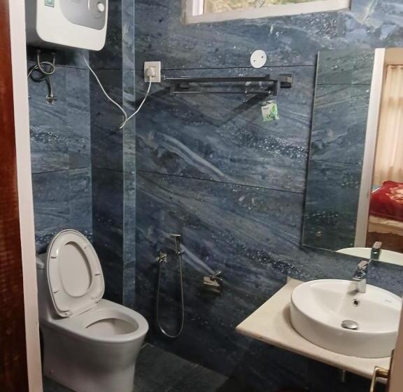 فندق Shangri Las & Restaurant