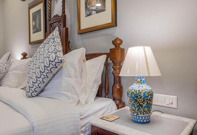 בית מלון כפרי Sheel Mahal Near Hawa Mahal