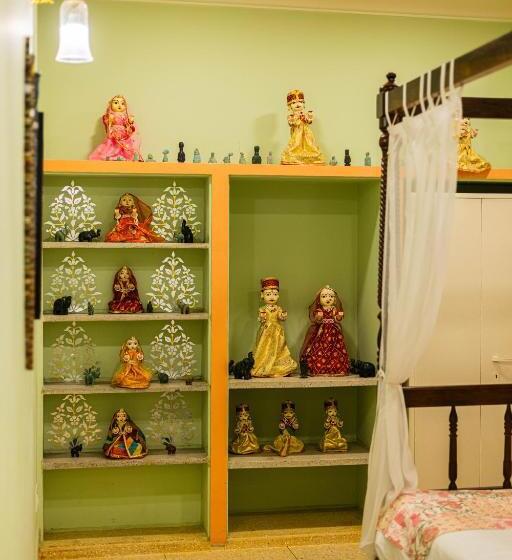 בית מלון כפרי Sheel Mahal Near Hawa Mahal