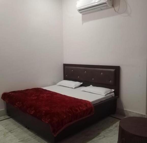 בית מלון כפרי Shri Priyaju