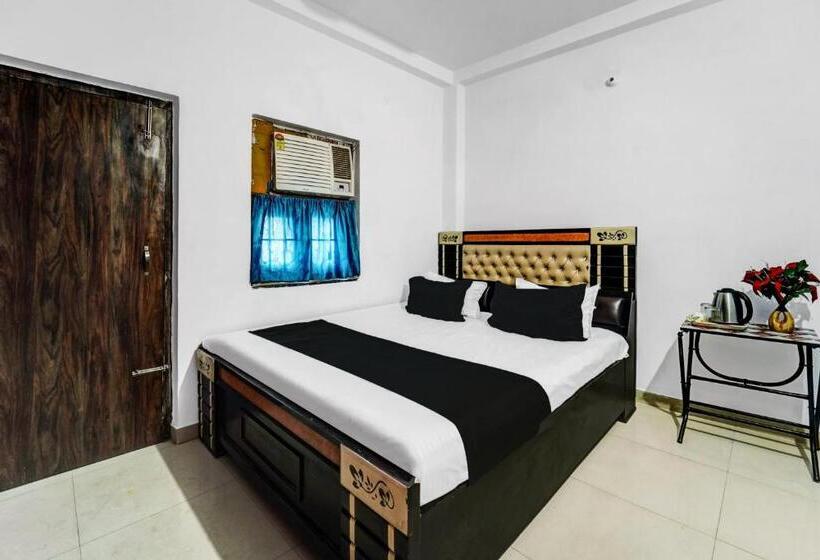 Hotel Spot On Abhiraj Hotal & Guests House