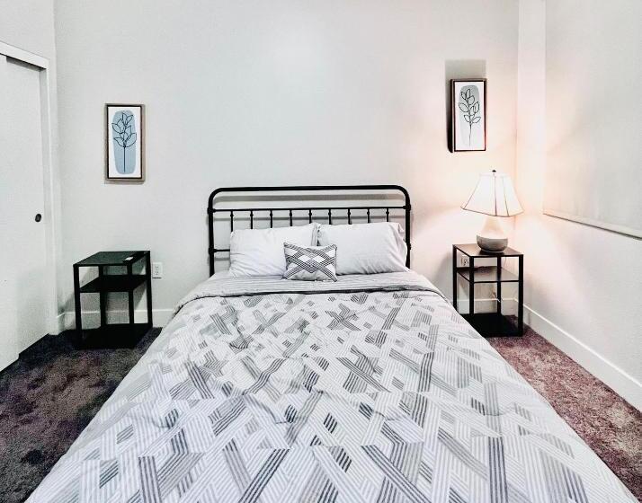 فندق Stylish Hollywood Blvd. W/ Free Parking