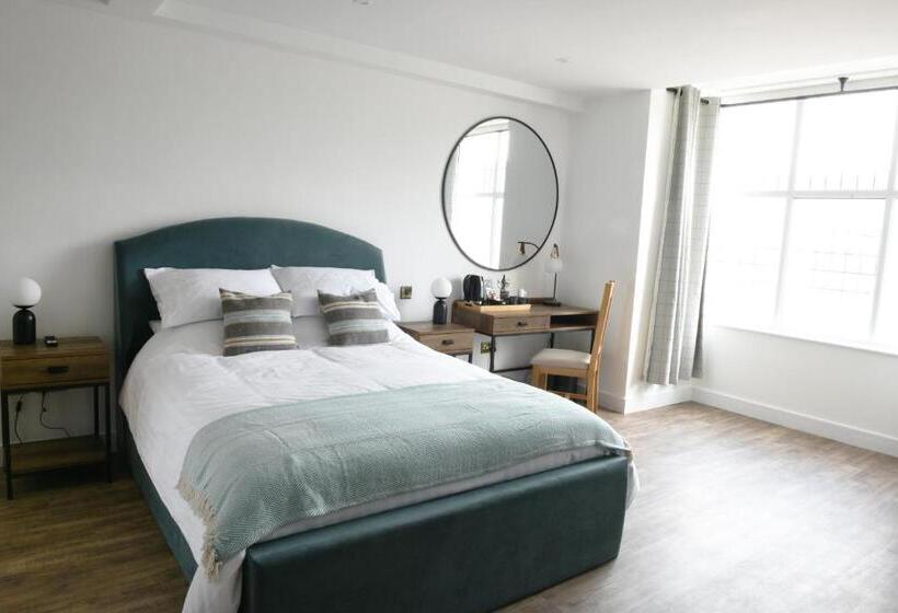 Отель The Almshouse Suites