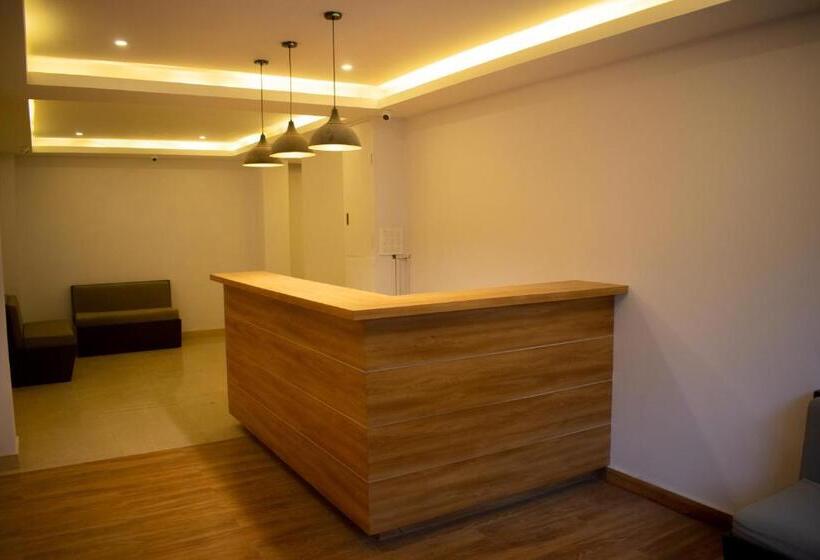 酒店 The Grand Ark