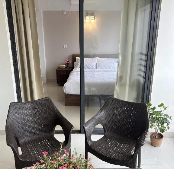 בית מלון כפרי The Pearl Club Resort