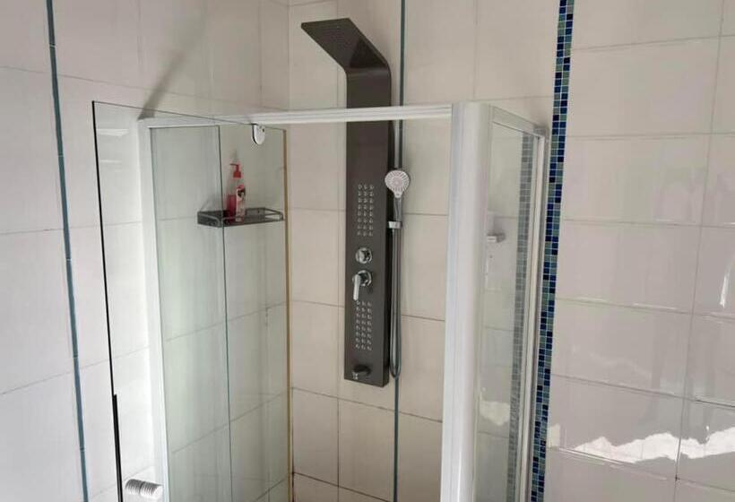 בית מלון כפרי Matola Accommodation