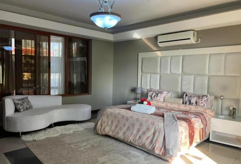 בית מלון כפרי Matola Accommodation